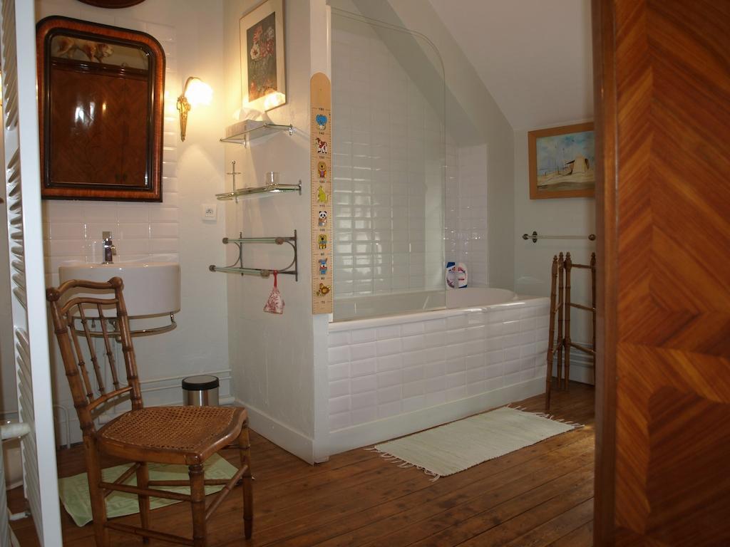 Le Vivier Hotel Challes Bilik gambar